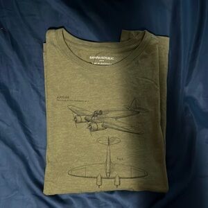Men’s banana republic tee xxl